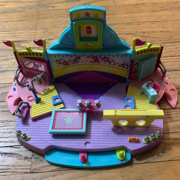1999 Polly Pocket Gymnastics Stadium - Picture 2 of 3
